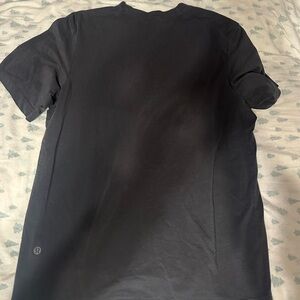 Lululemon zeroed in short sleeve shirt